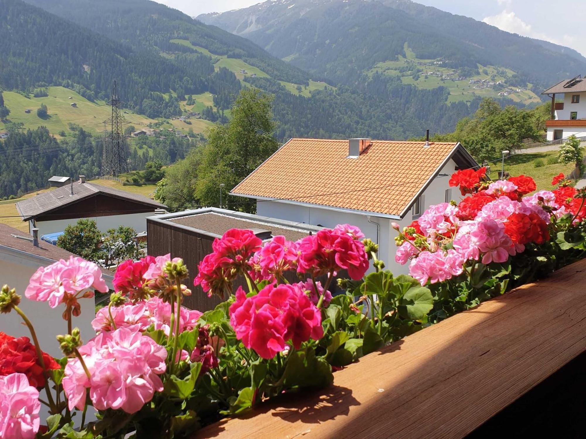 Haus Anna Ein Haus Mit Herz Fließ Kamer foto